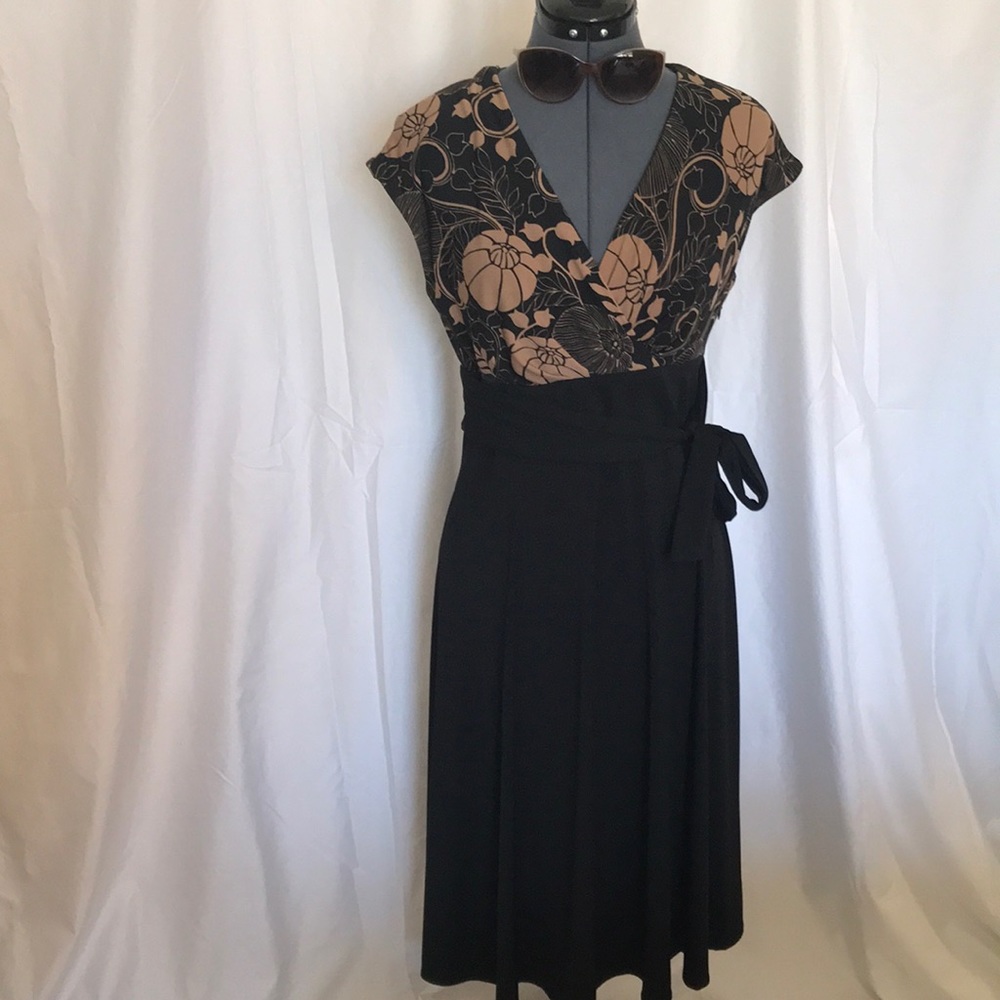 Jersey knit cap sleeve dress